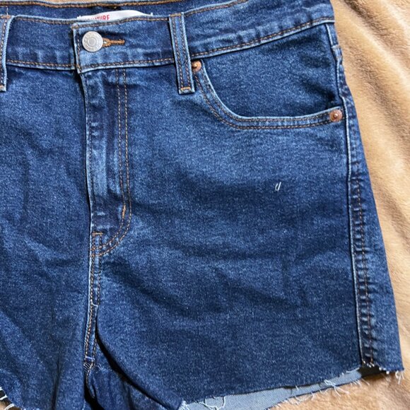 Levi Signature Heritage High Rise Women W28 Cut Off Stretch Denim Blue Short (O) - Picture 2 of 8